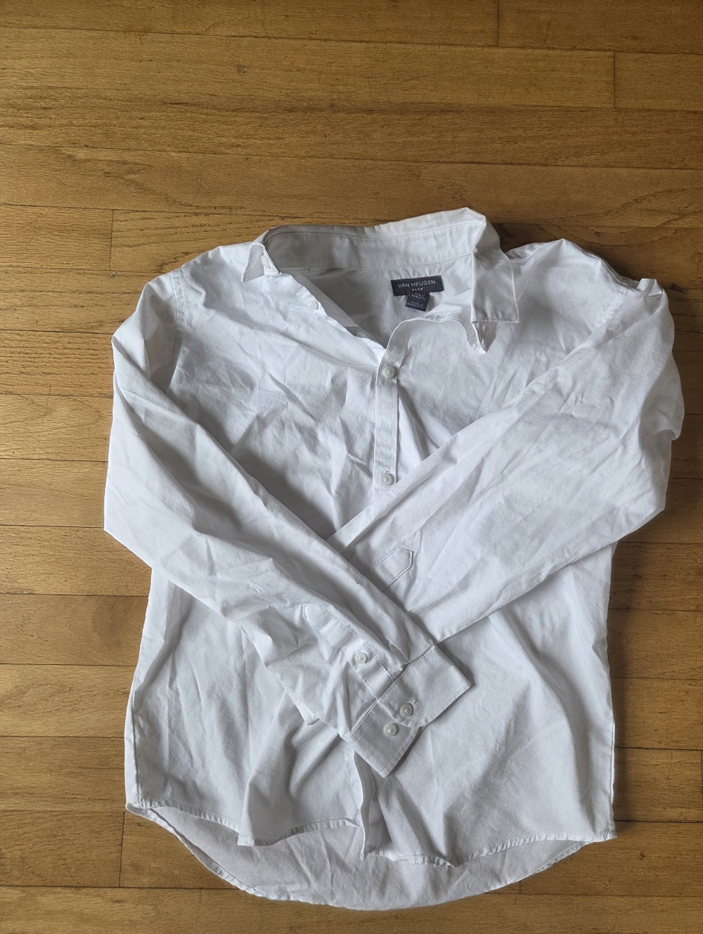 White Van Heusen Boys Button-Up Dress Shirt- Size 10-12 (Husky)